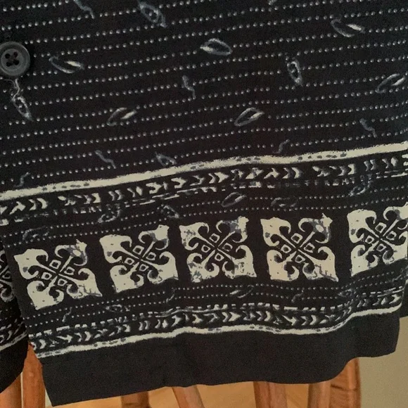 Mens Crazy Horse Navy Blue Print Button Down Shirt sz L - Picture 2 of 6